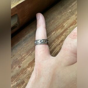 Silver claddagh ring